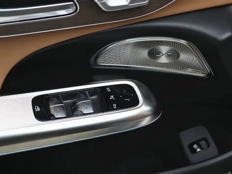 Фото MERCEDES-BENZ E-CLASS 2026 12