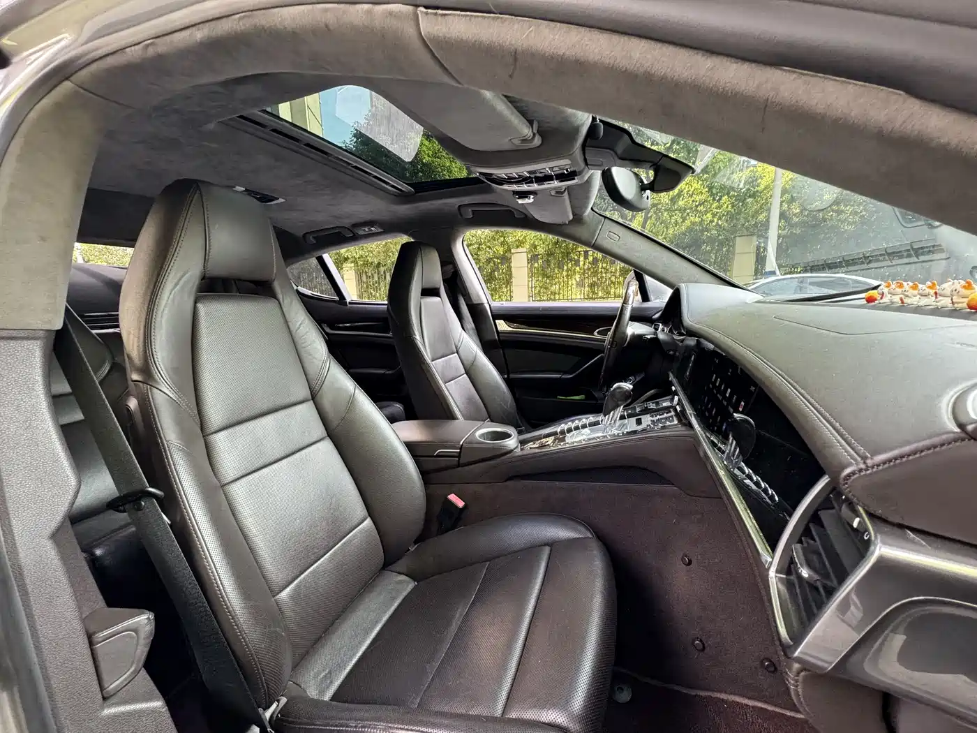 Porsche Panamera 2010 Porsche Panamera Turbo 4.8T фото 14