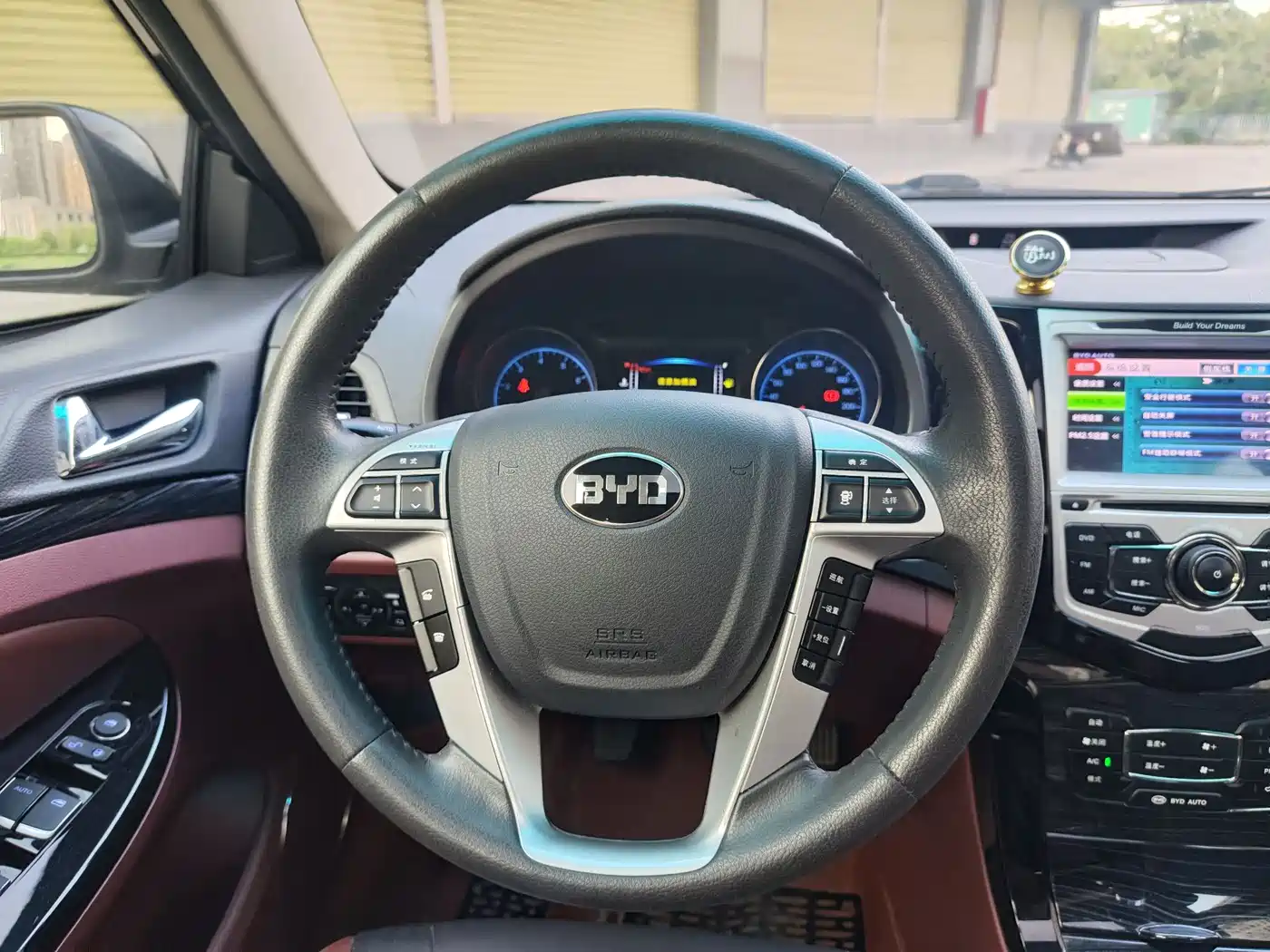 BYD Surui 2015 Facelift 1.5L Manual Luxury фото 16