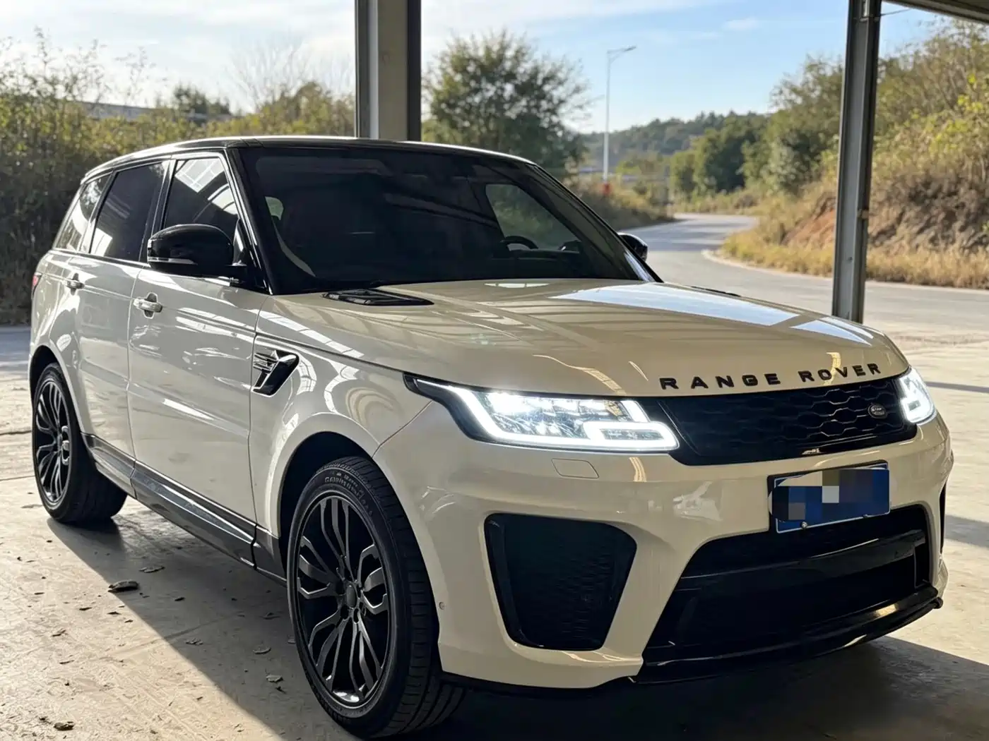 Land Rover Range Rover Sport 2014 3.0 SC V6 HSE DYNAMIC фото 3