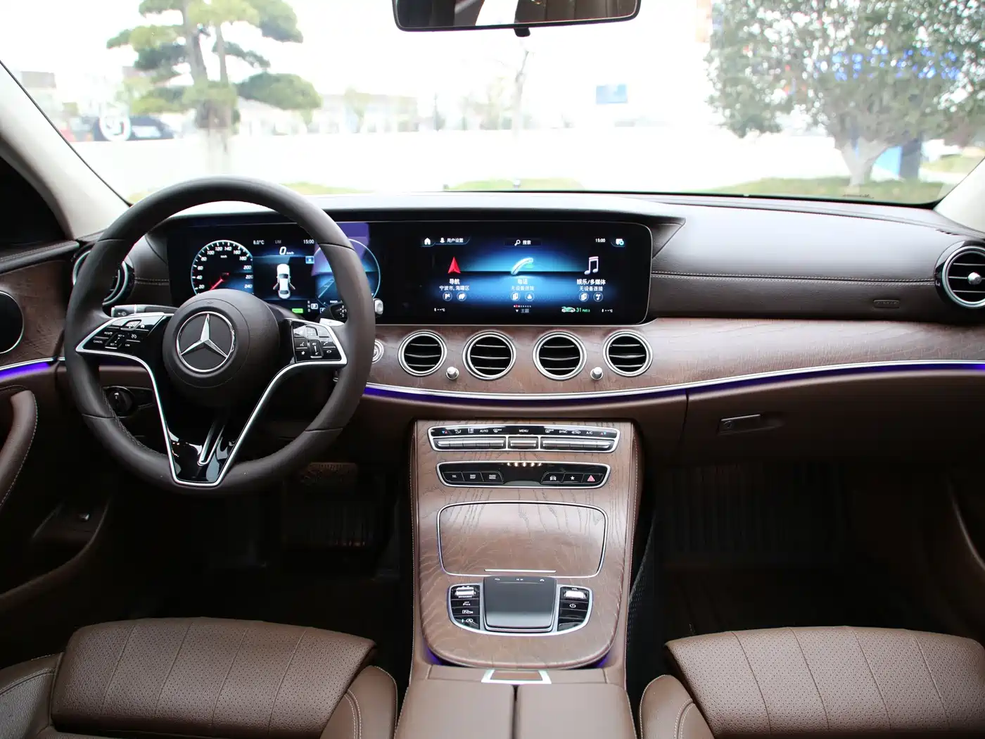 Mercedes-Benz E-Class 2021 E 260 L фото 4
