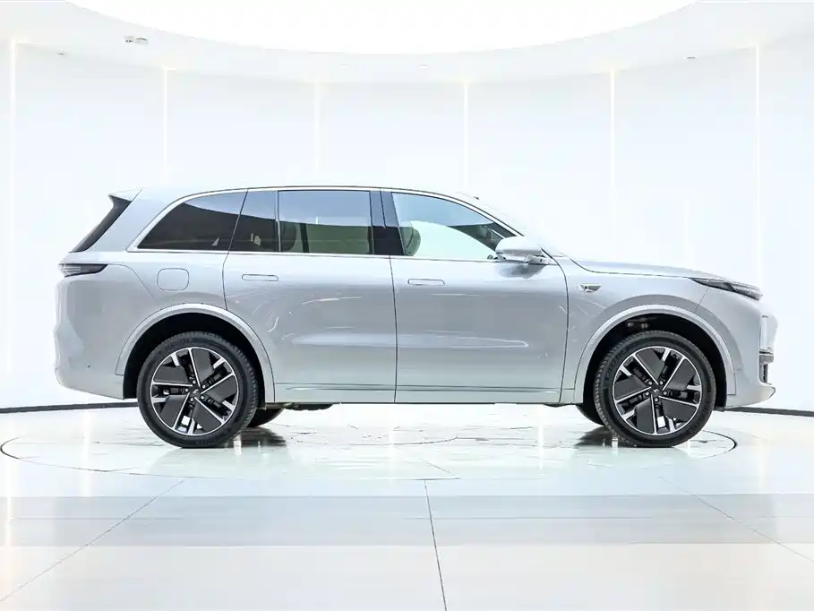 Li Auto IDEAL L8