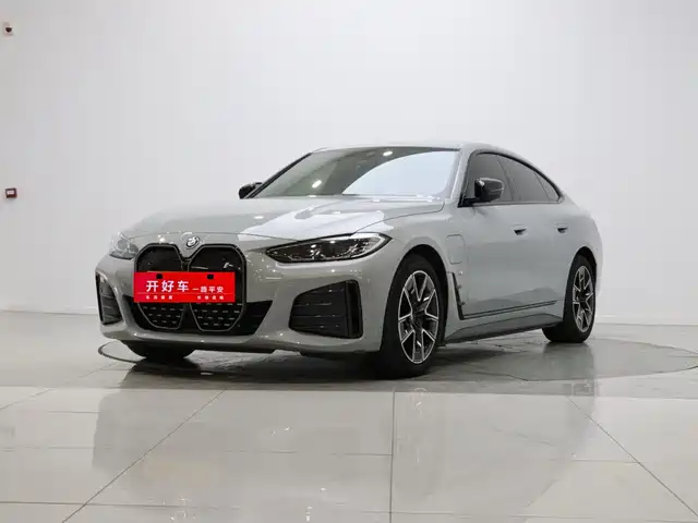 BMW i4 eDrive40