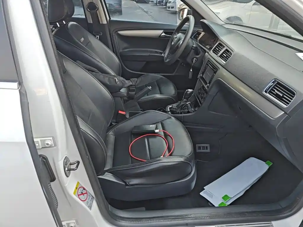 Фото 25 - Volkswagen Lavida