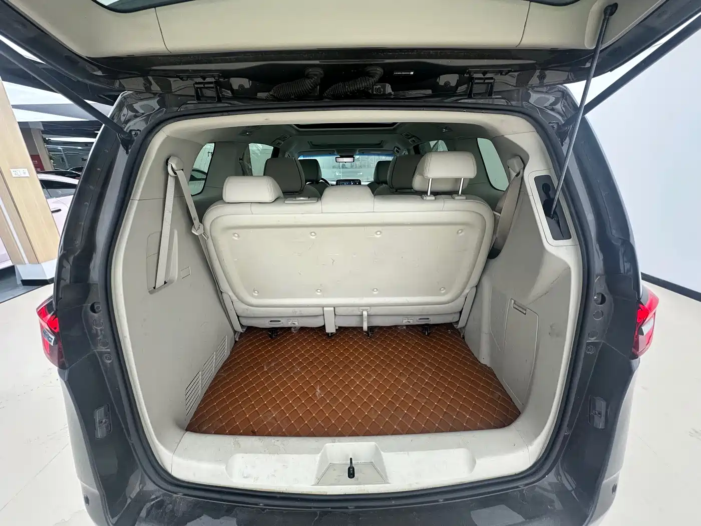 Buick GL8 2022 Land Business Class 652T Prestige фото 27
