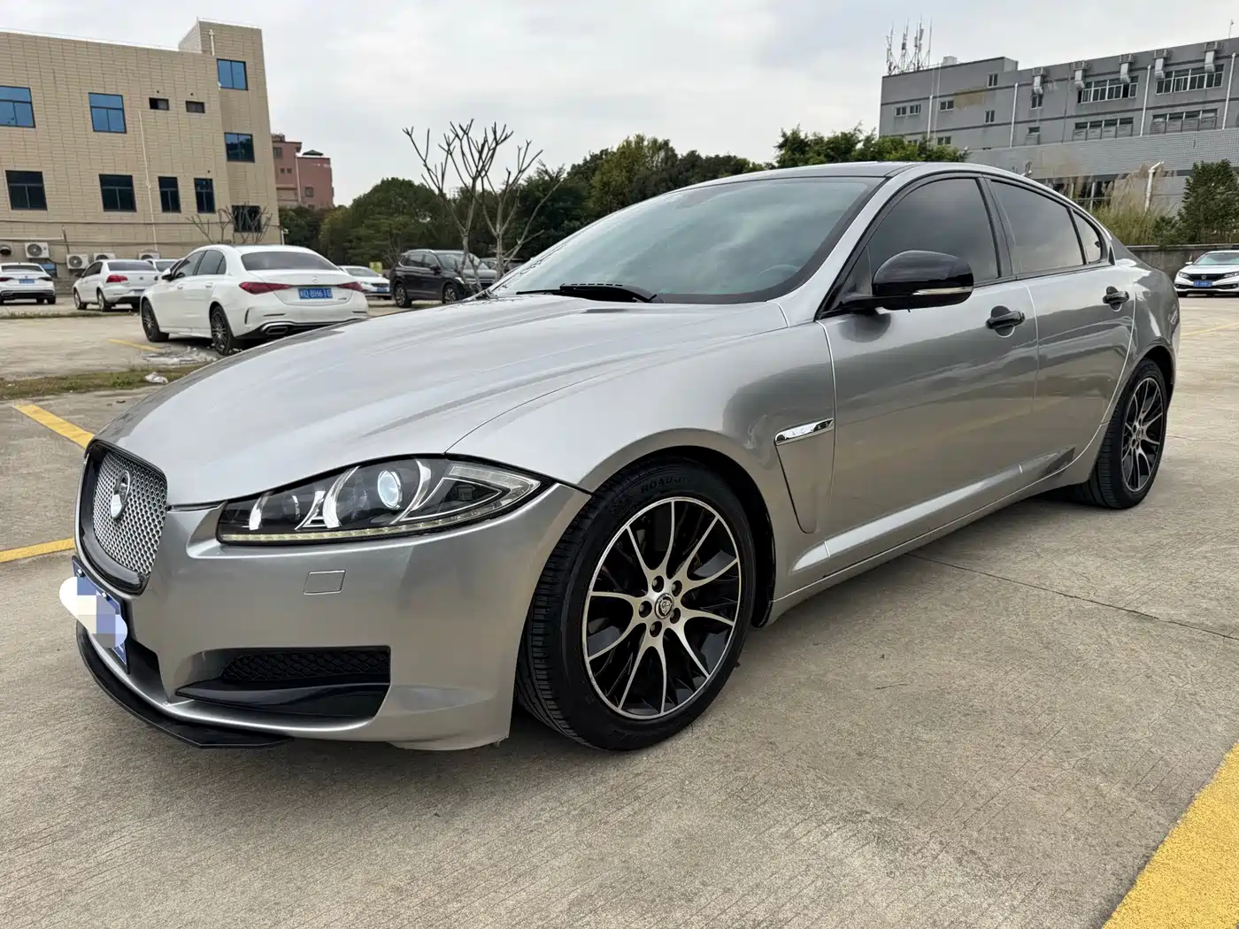 Jaguar XF 2013 2012 XF 3.0L V6 Elegance