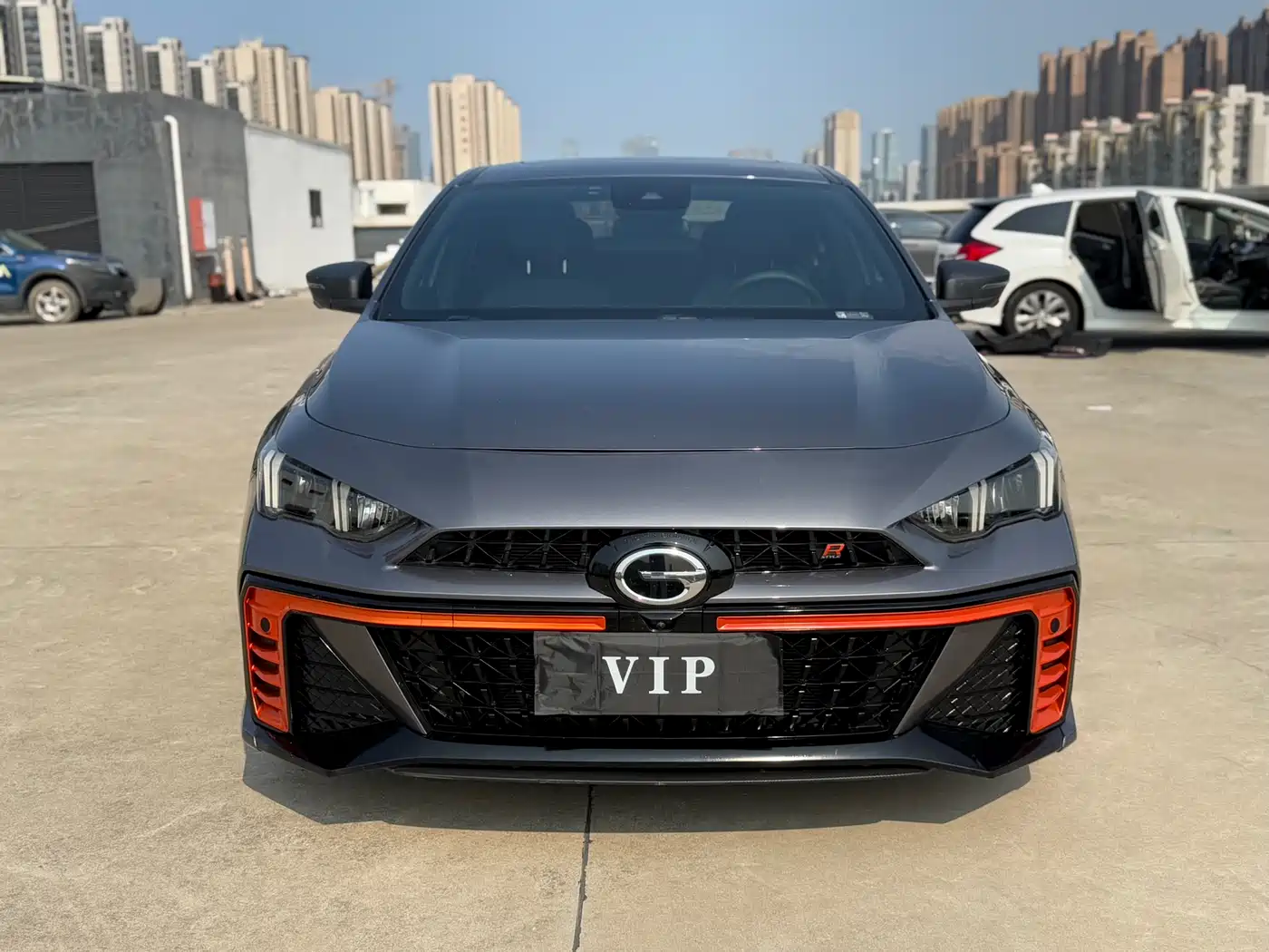 GAC Trumpchi Trumpchi Emkoo 2024 Model 270T DCT Shadow Leopard R-Style Edition фото 2