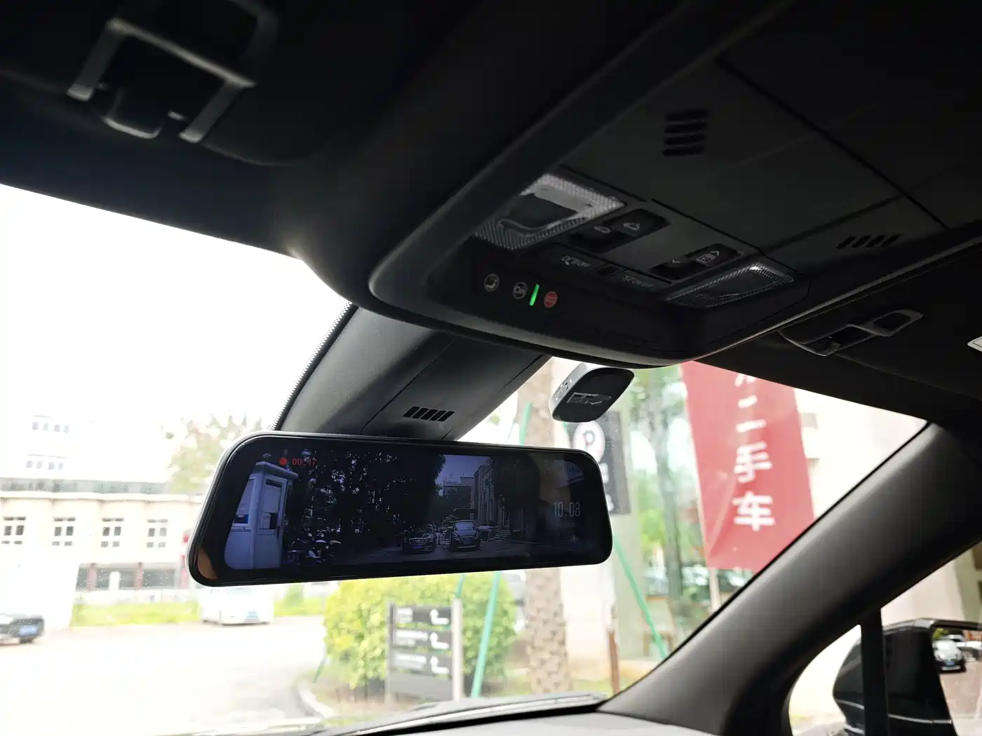 Cadillac XT6 2022 2.0T 6-Seater 2WD Luxury Edition фото 13