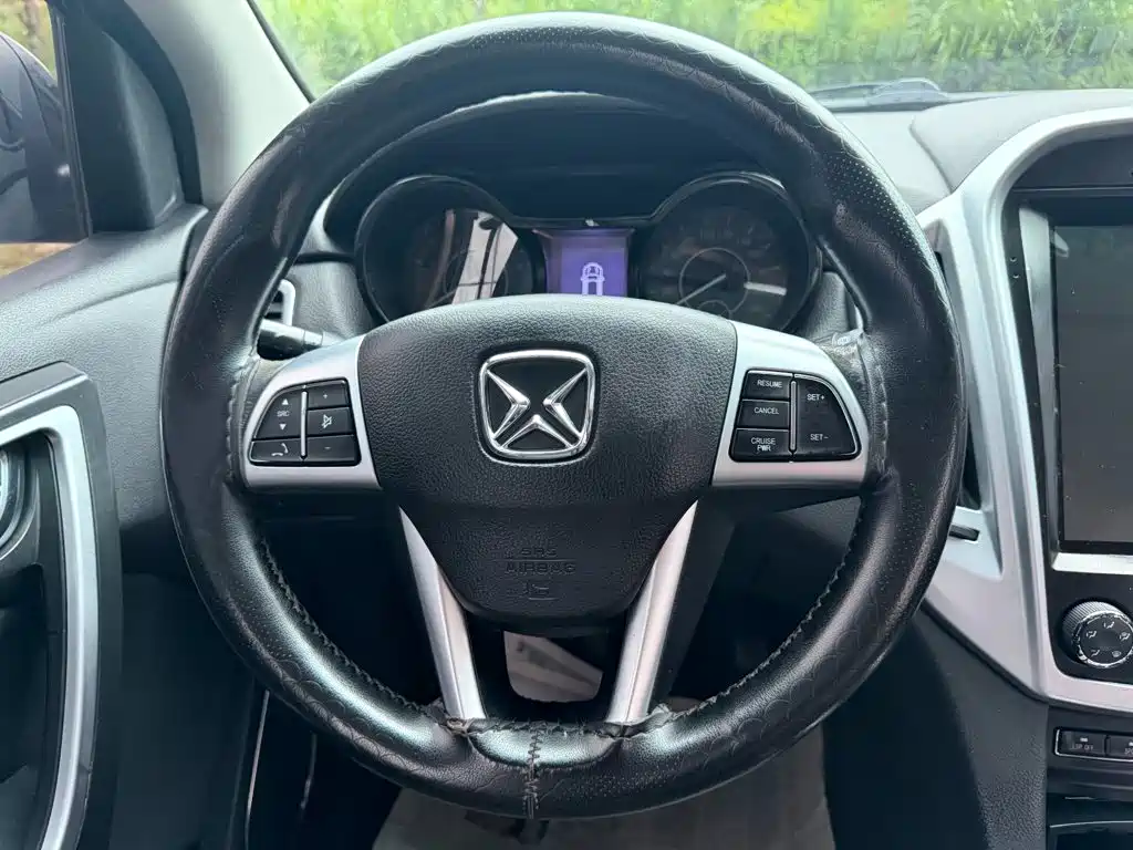 Jiangling Yusheng S350 2014 2013 2.4T Automatic 4WD Diesel Super Luxury 7-Seater