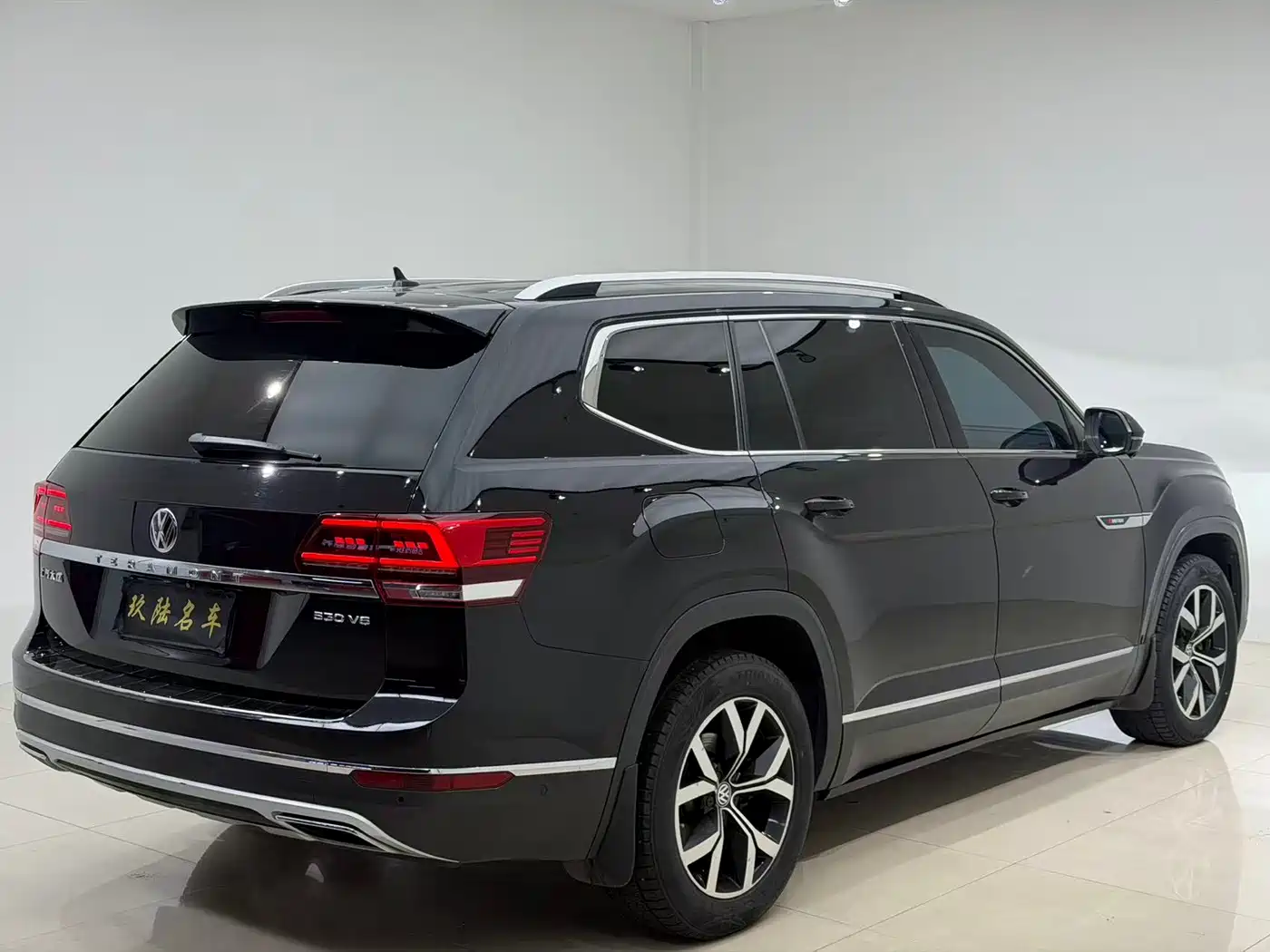 Volkswagen Teramont 2017 530 V6 4WD Luxury Edition фото 12