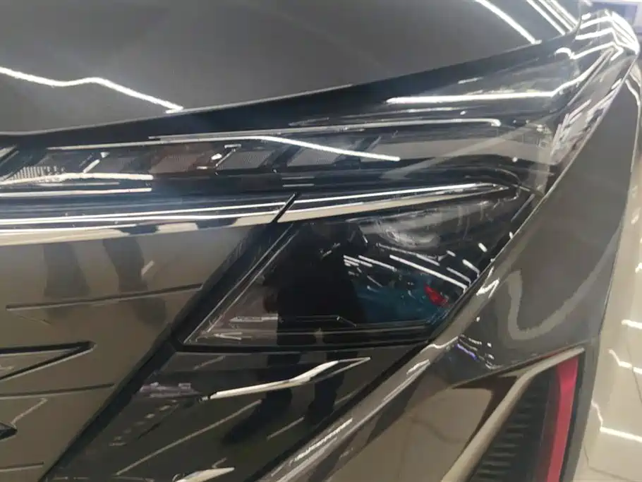 CHANGAN CHANGAN AUCHAN Z6