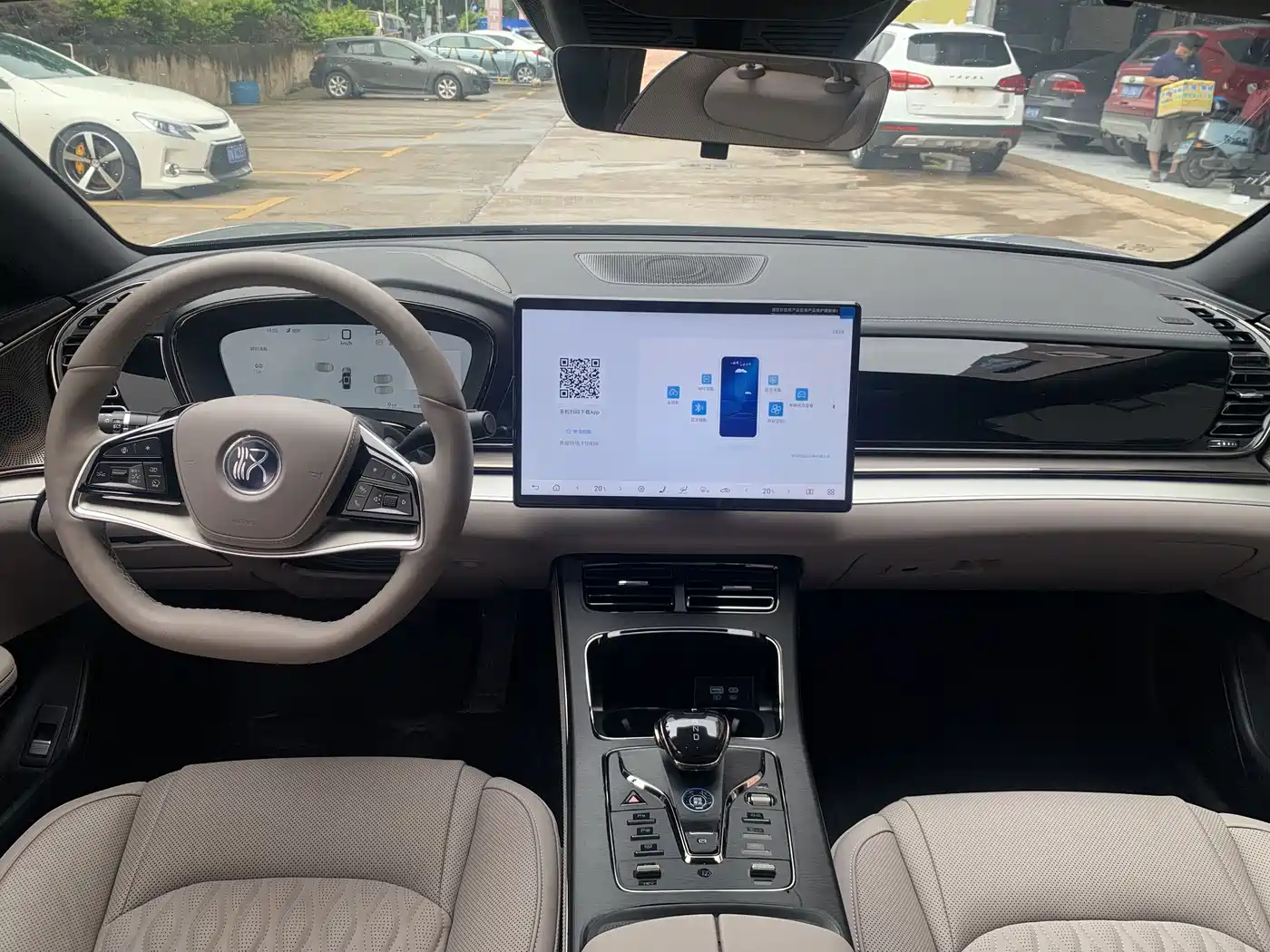 BYD Han 2025 DM-i Smart Drive Edition 125KM Premium фото 9