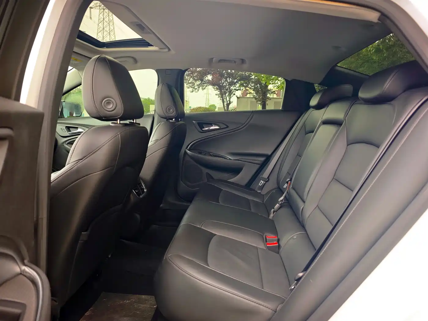 Chevrolet Malibu XL 2017 1.5T Auto Sport Edition фото 10
