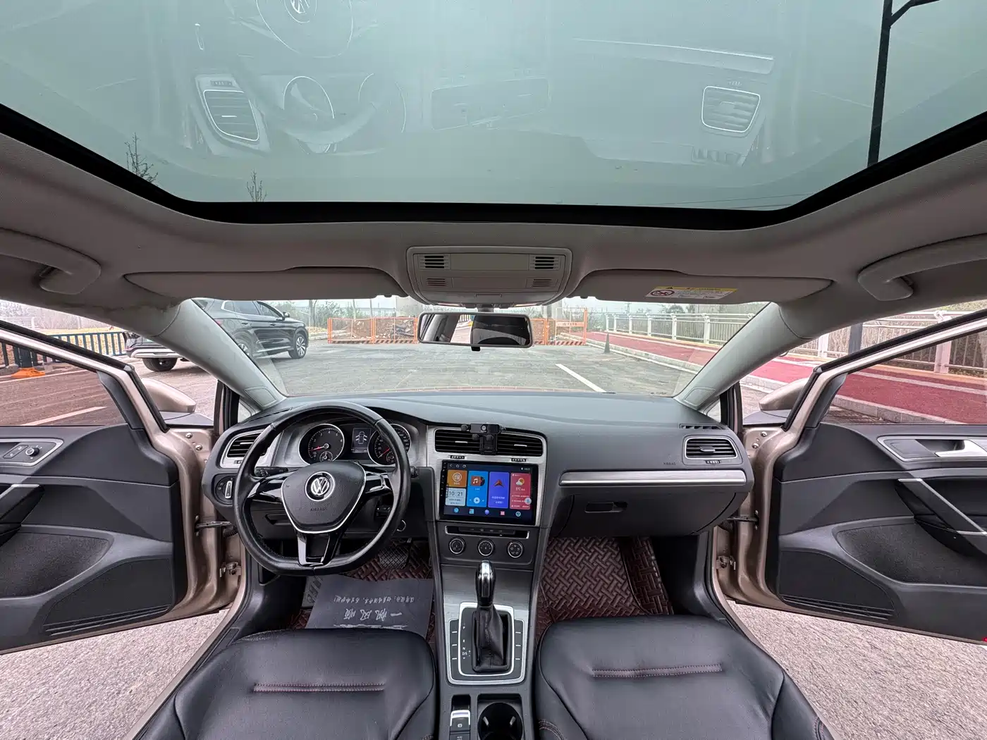 Volkswagen Golf 2016 1.6L Automatic Comfort фото 23