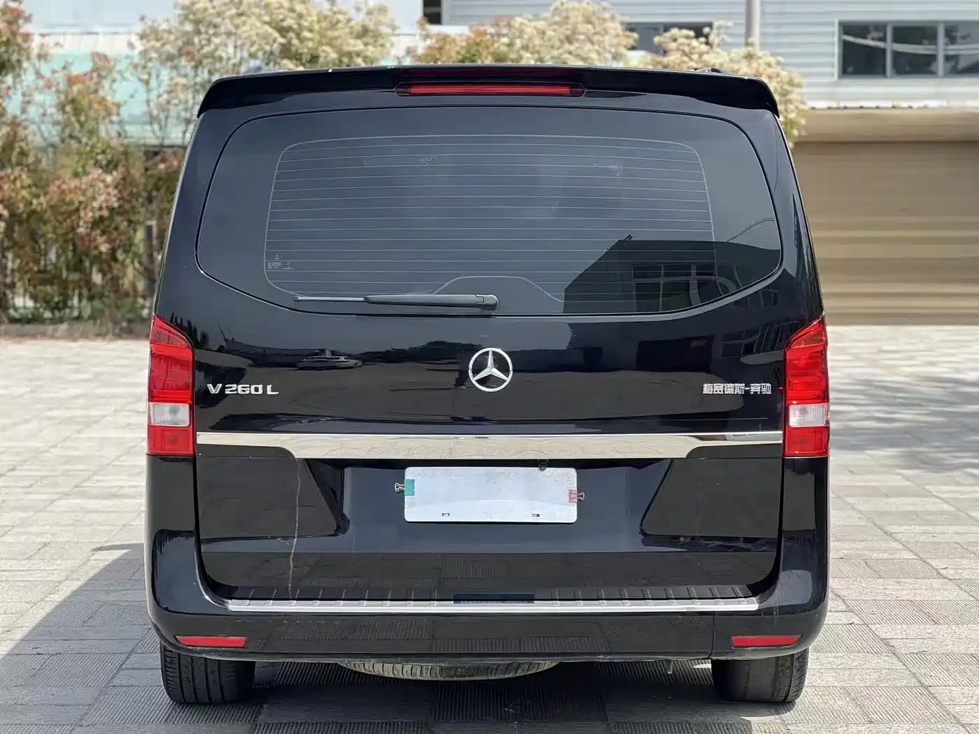 Mercedes-Benz Vito 2023 2.0T Elite 9-Seater фото 11