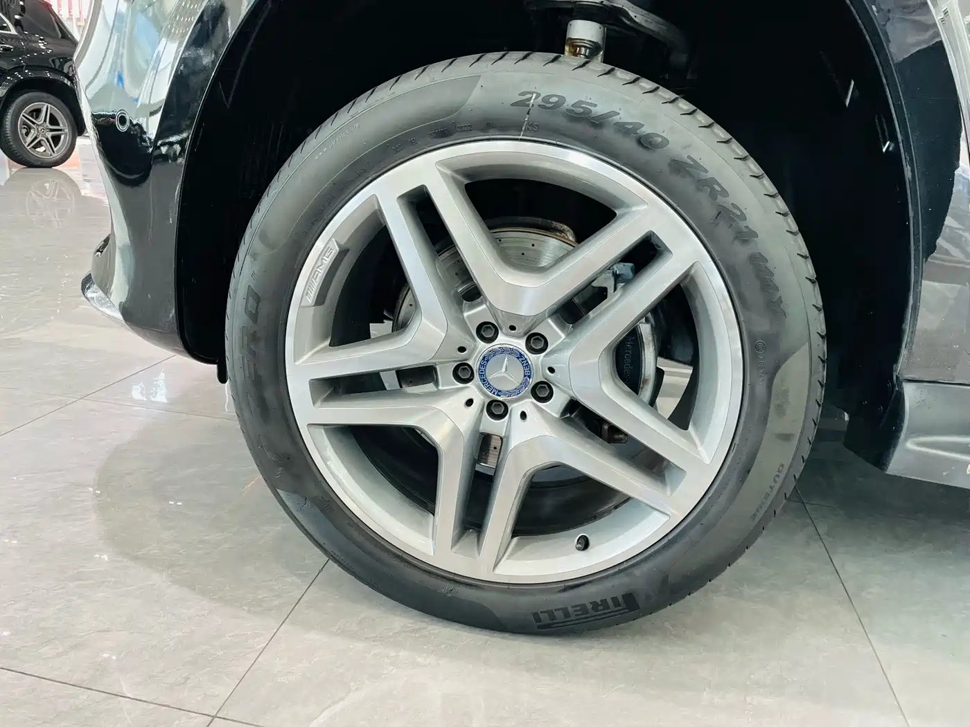 Mercedes-Benz GLS 2016 GLS 400 4MATIC Luxury фото 6