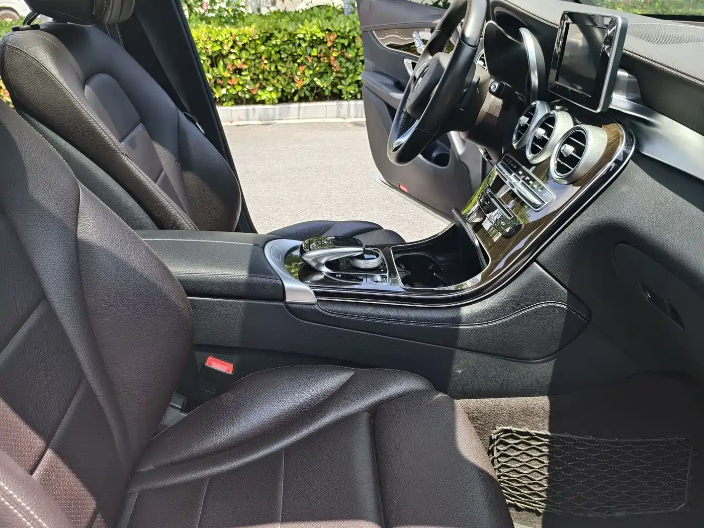 Mercedes-Benz GLC 2017 GLC 260 4MATIC Luxury фото 14
