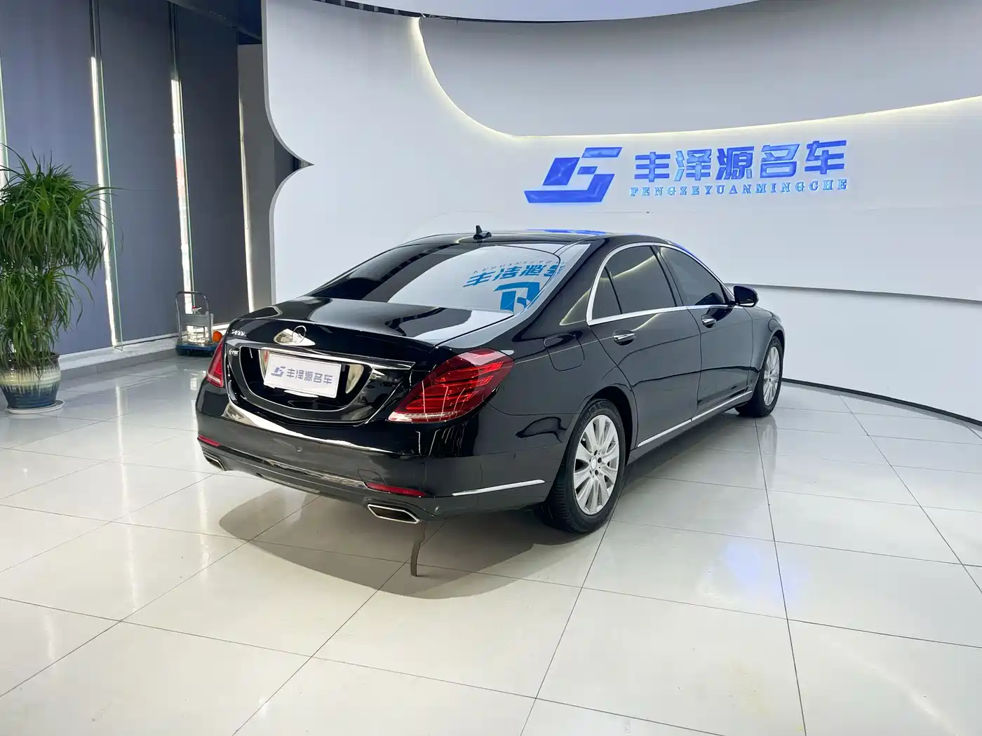 Mercedes-Benz S-Class 2016 S 320 L Business Edition фото 5