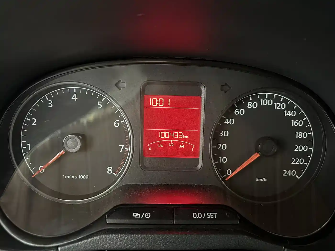 Volkswagen Polo 2013 1.4L Automatic Comfort Edition фото 6