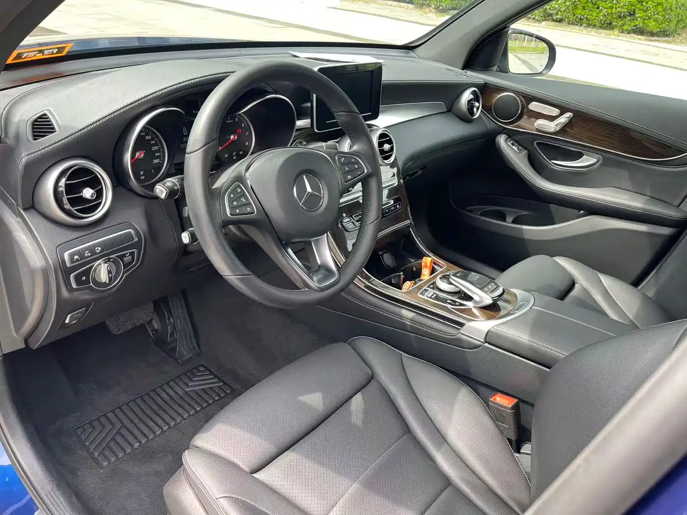 Mercedes-Benz GLC 2019 GLC 260 L 4MATIC Luxury фото 9