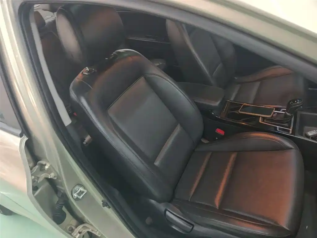 Hyundai Mistra 2014 1.8L Auto Smart GLS фото 25