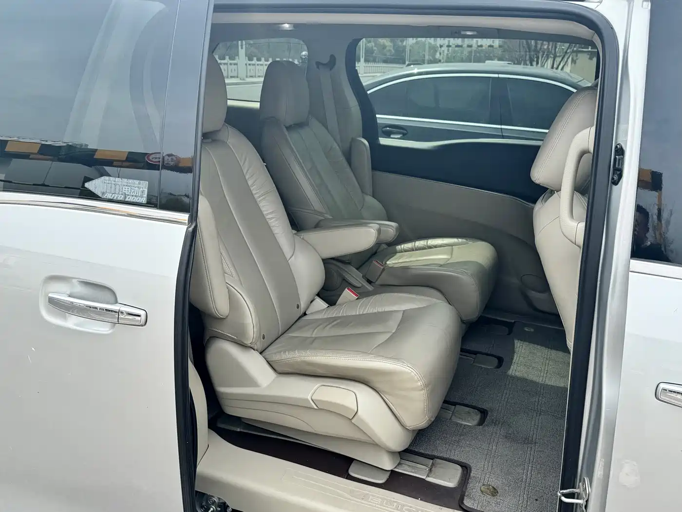 Buick GL8 2014 3.0L GT Luxury Business Elegance фото 14