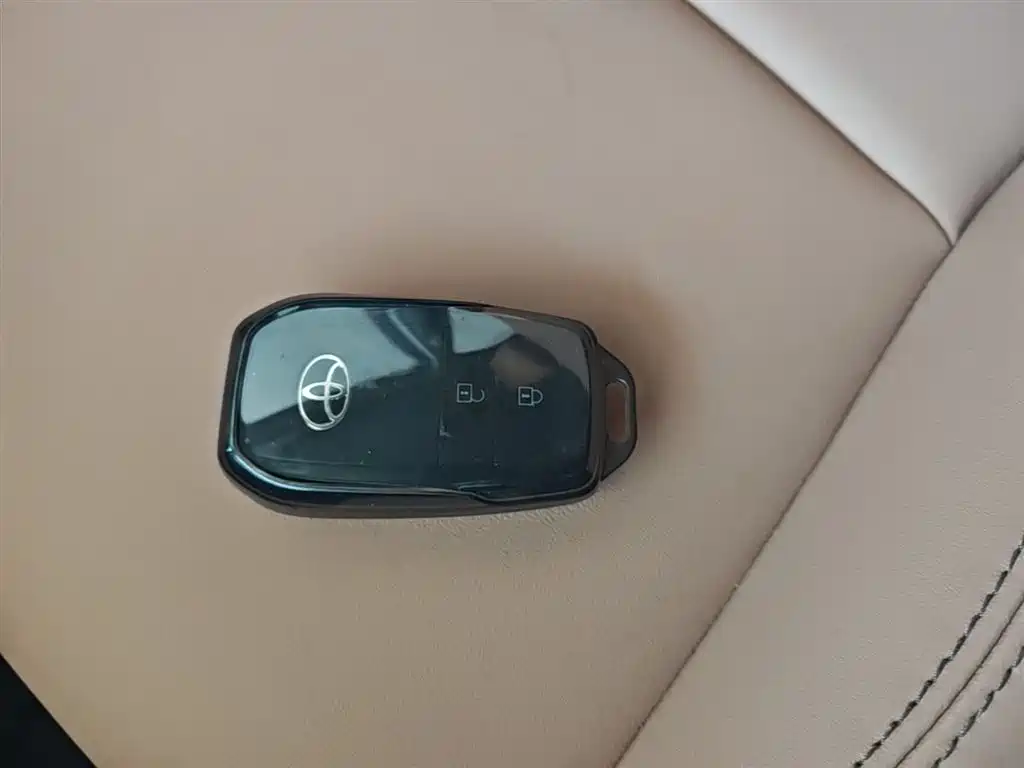 Toyota bZ3 2024 517km Elite PRO фото 9