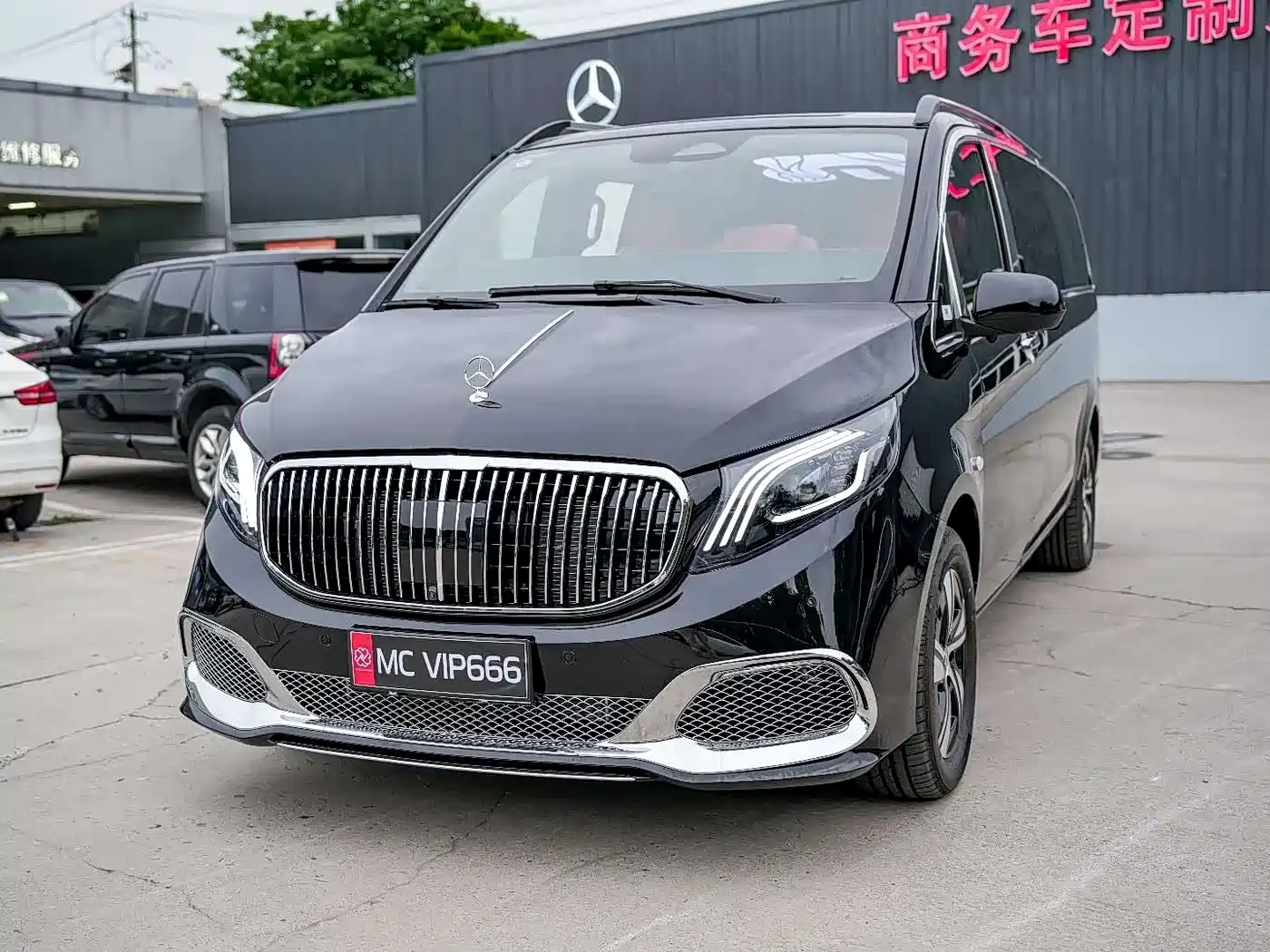 Mercedes-Benz Vito 2023 2.0T Elite 7-Seater