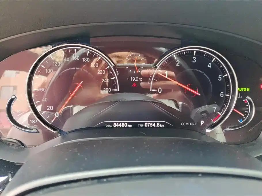 BMW 6 Series GT 2018 640i xDrive M Sport Package фото 14
