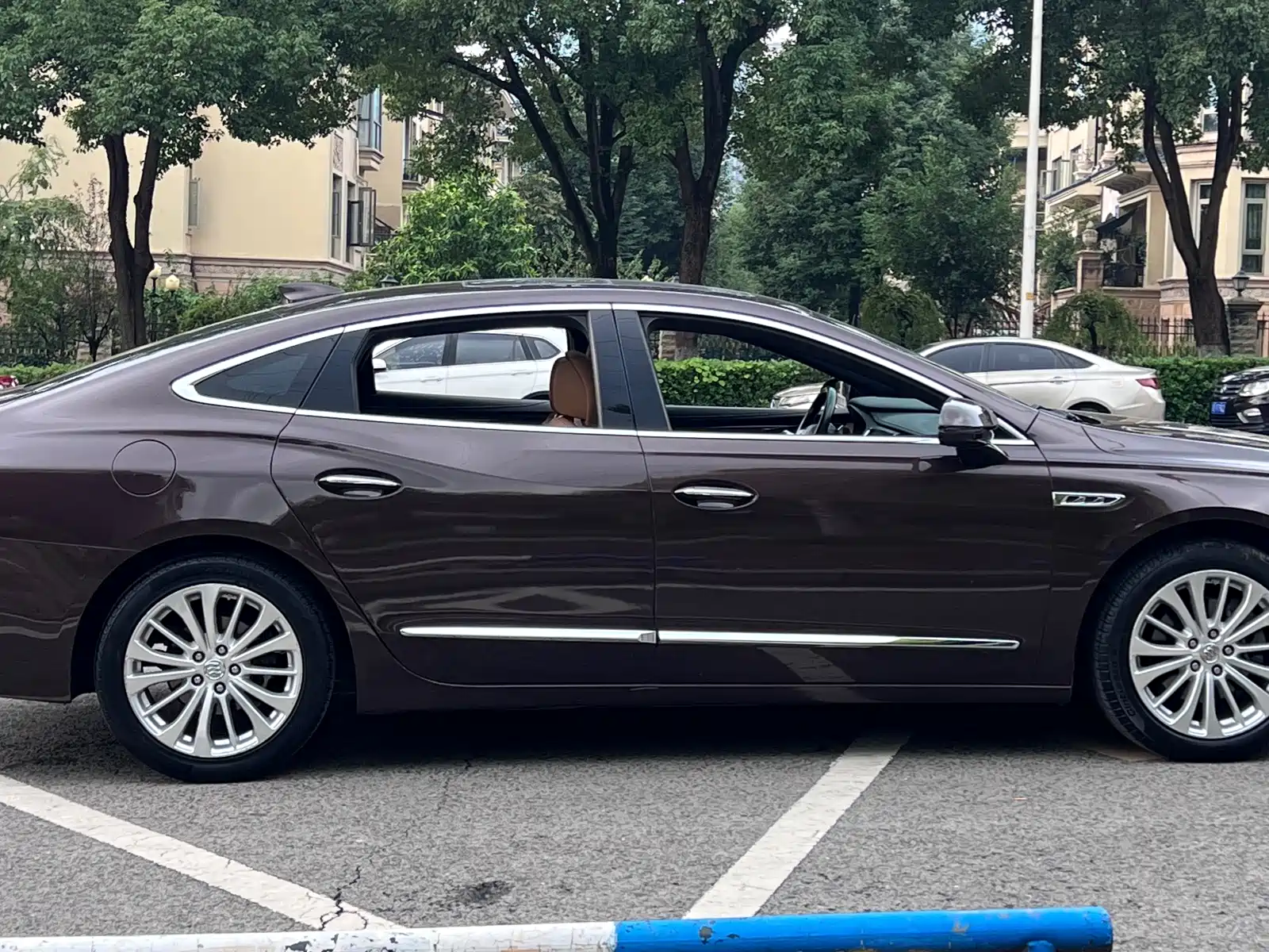 Фото 32 - Buick LaCrosse