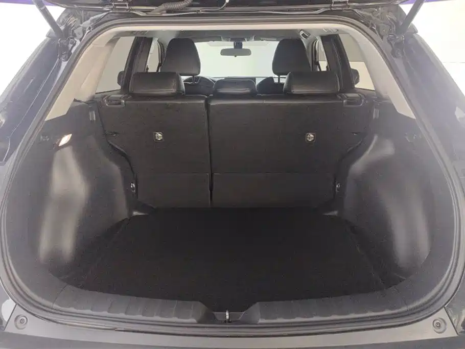 Toyota Frontlander 2024 2.0L CVT Elite Edition фото 4