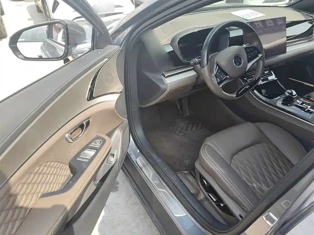 BYD Han 2023 EV Champion Edition 506KM FWD Premium фото 16