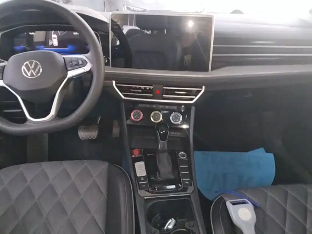 Volkswagen Sagitar, миниатюра 13