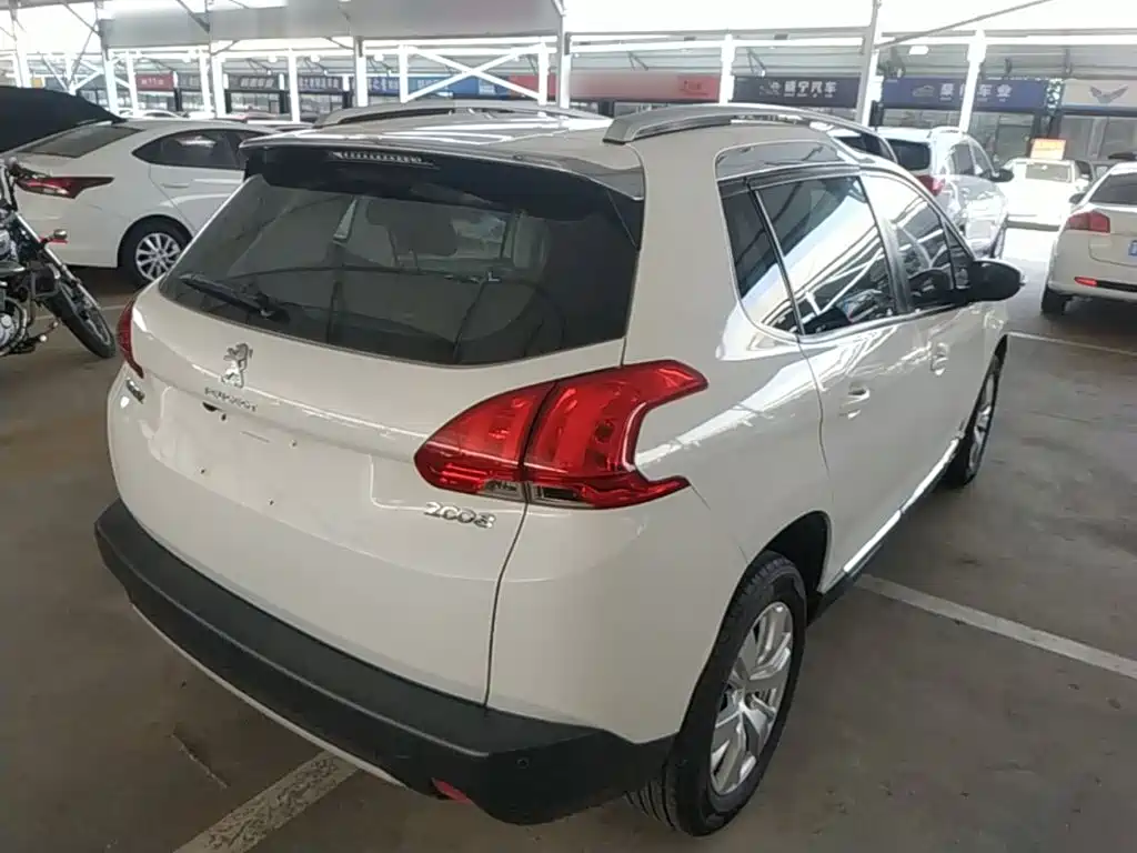 Peugeot 2008 2014 2014 1.6L Automatic Fashion Edition