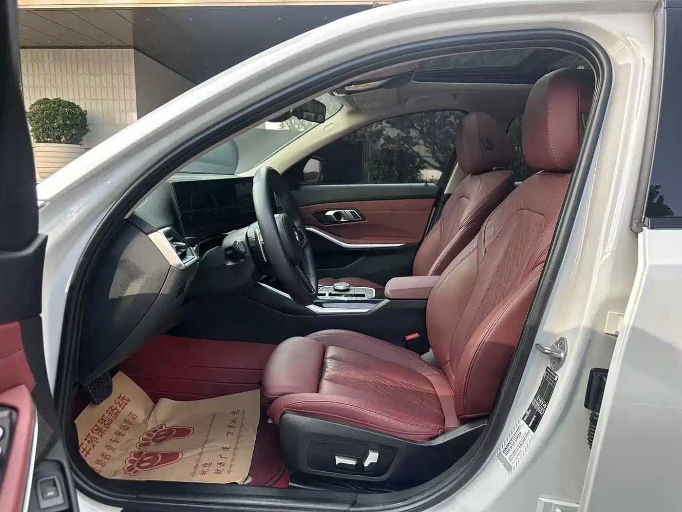 BMW 3 Series 2023 325Li M Sport Package фото 8