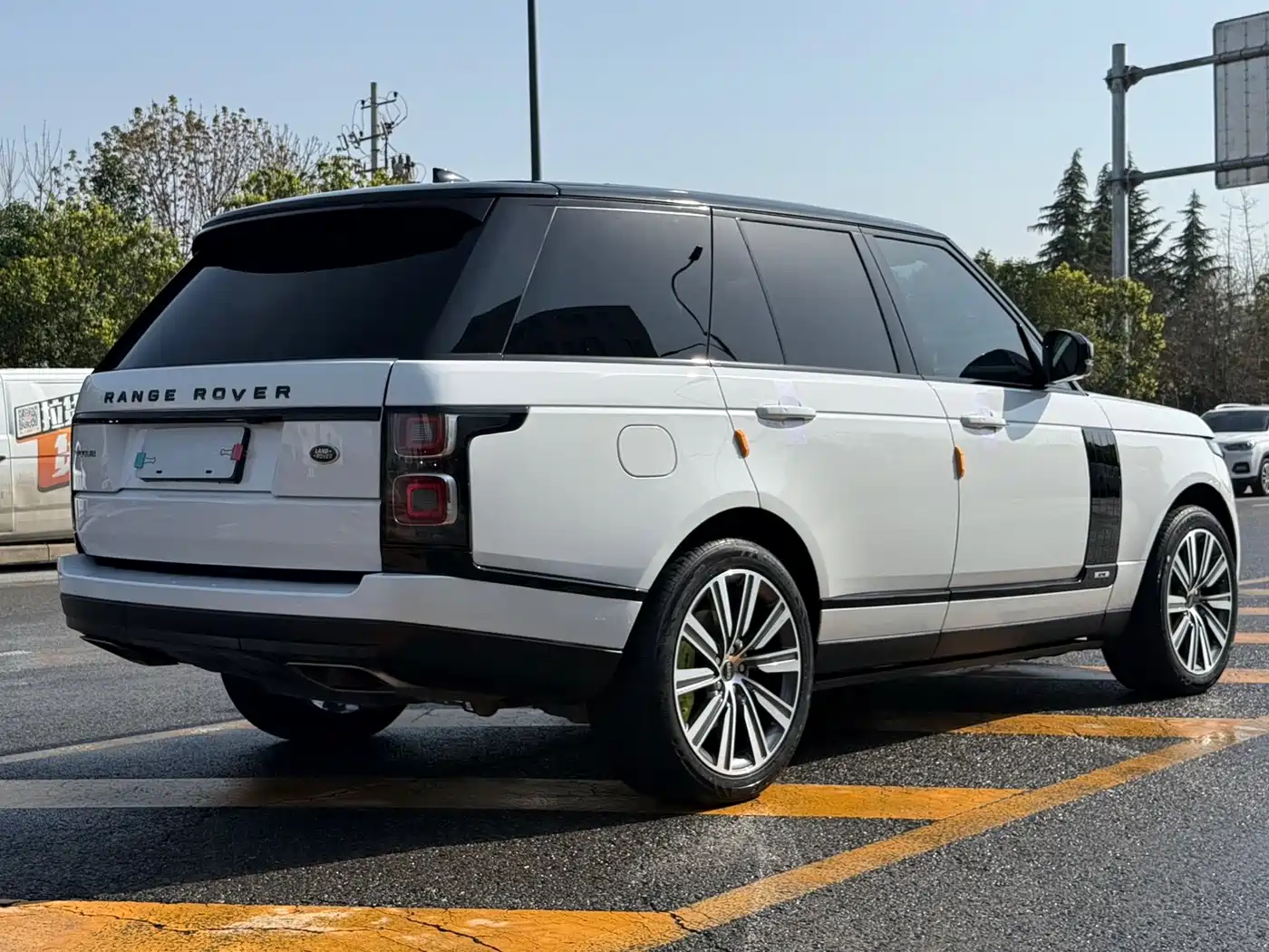 LAND ROVER RANGE ROVER