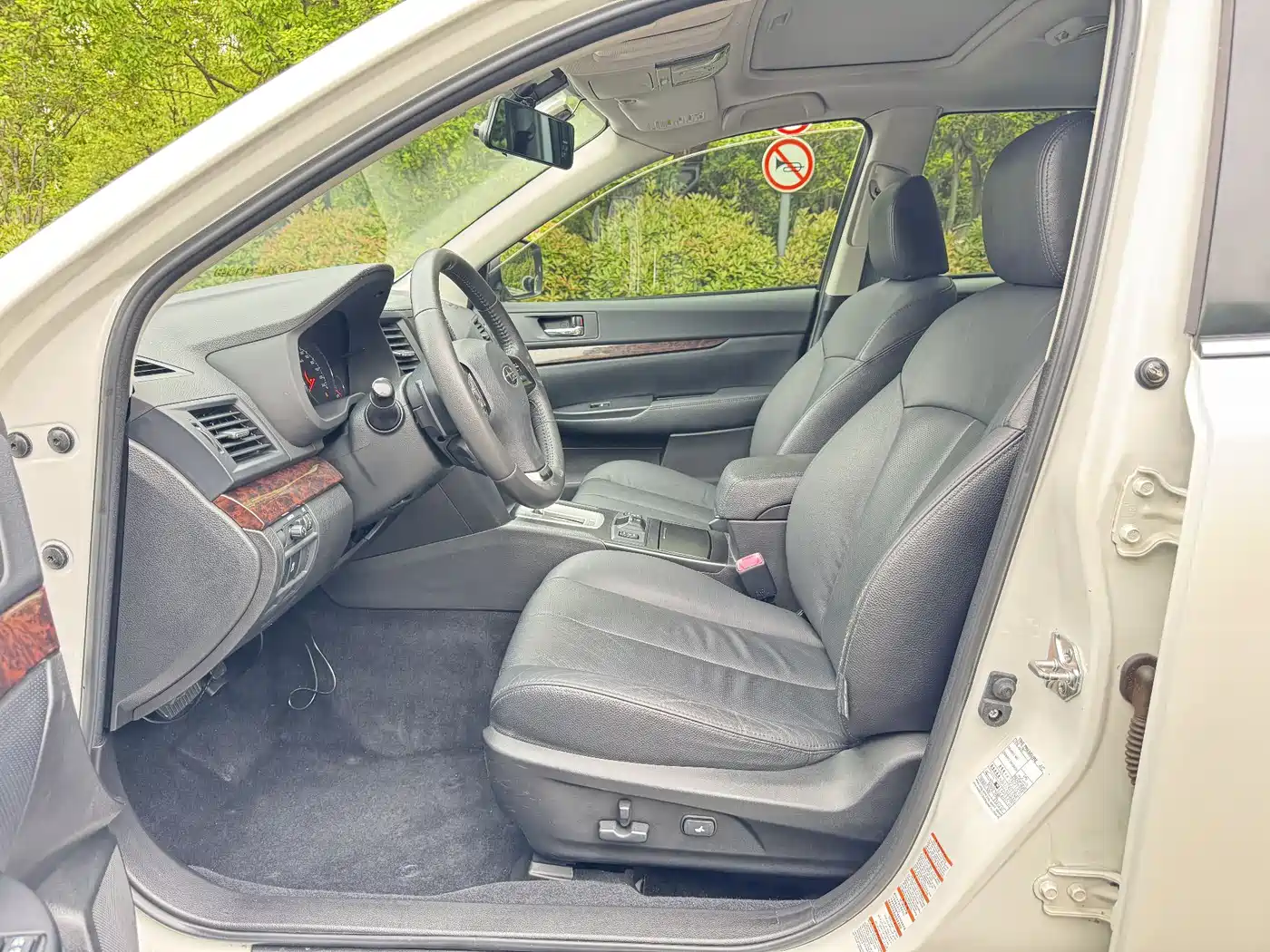 Subaru Outback 2013 2.5i Premium Edition фото 10