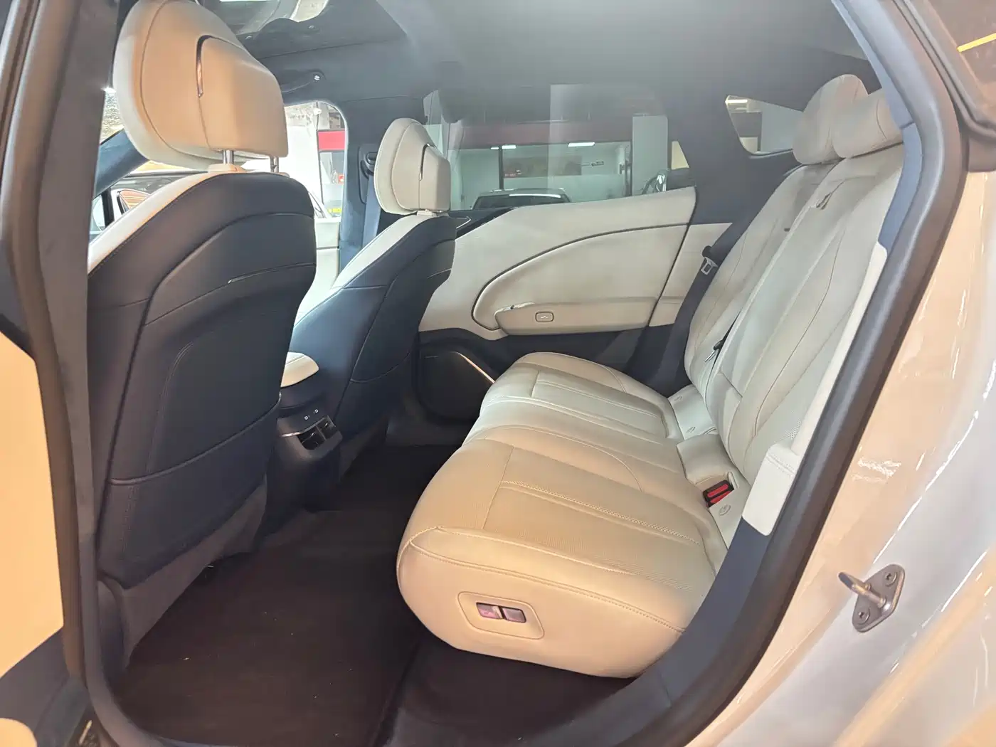 ZEEKR EXTREME KRYPTON 001