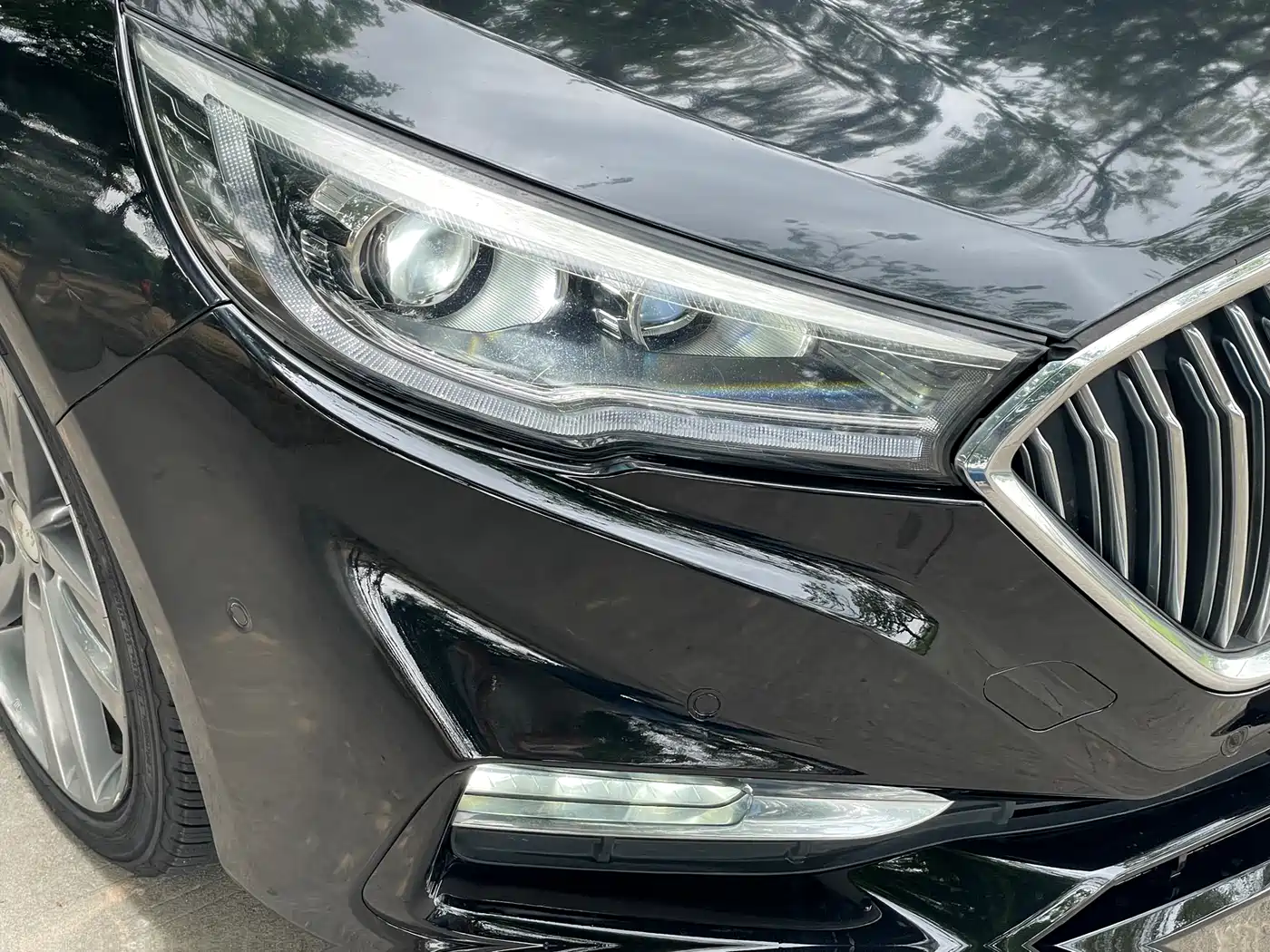 Hongqi H5 2018 Model 30TD Smart Connect Royal 60th Anniversary Edition фото 5