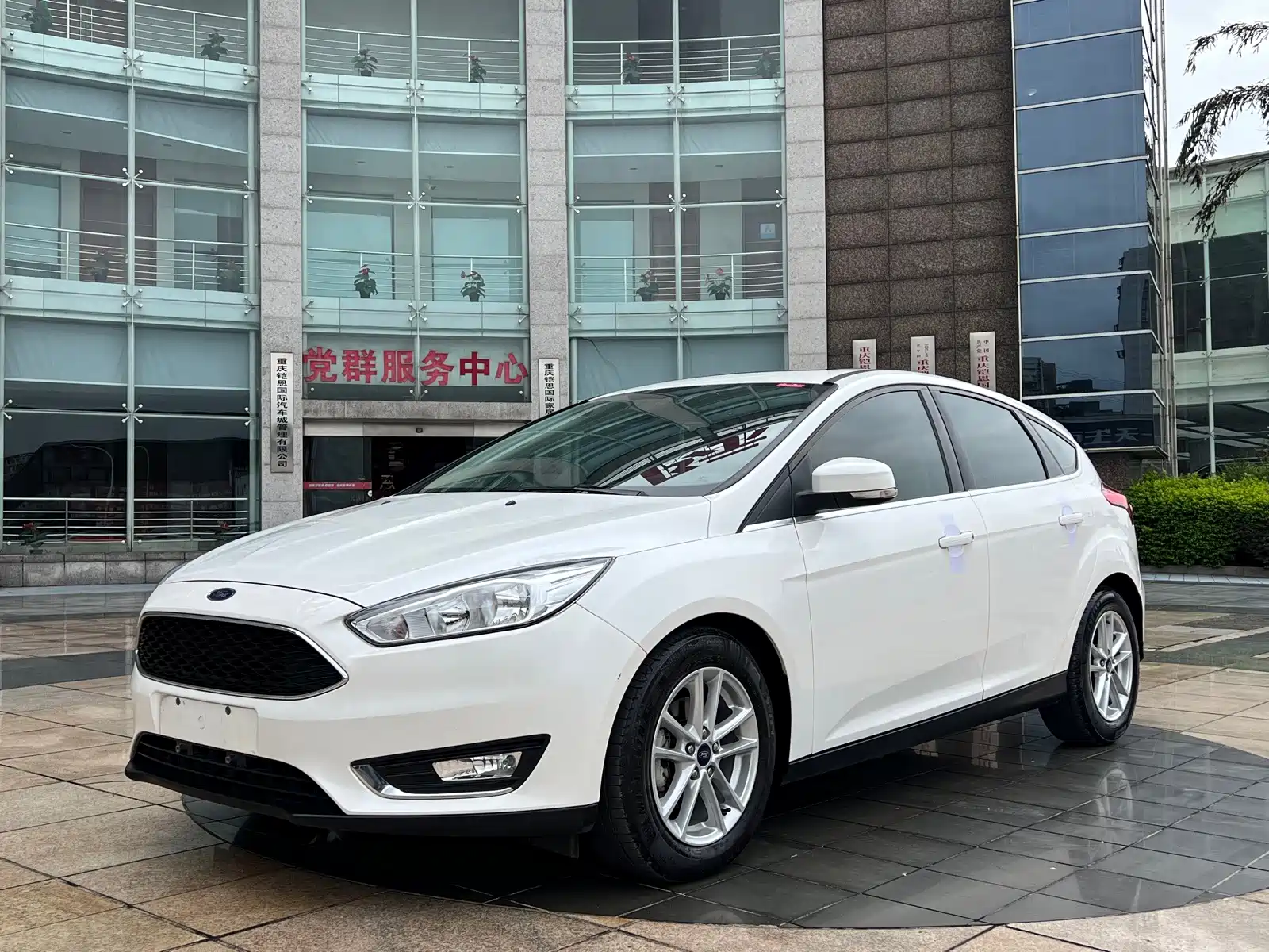Фото 1 - Ford Focus