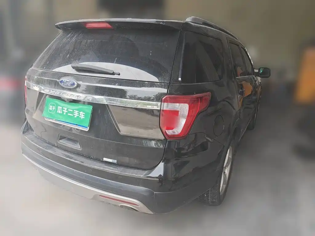 Ford Explorer (Import) 2018 2017 2.3T Trend Edition