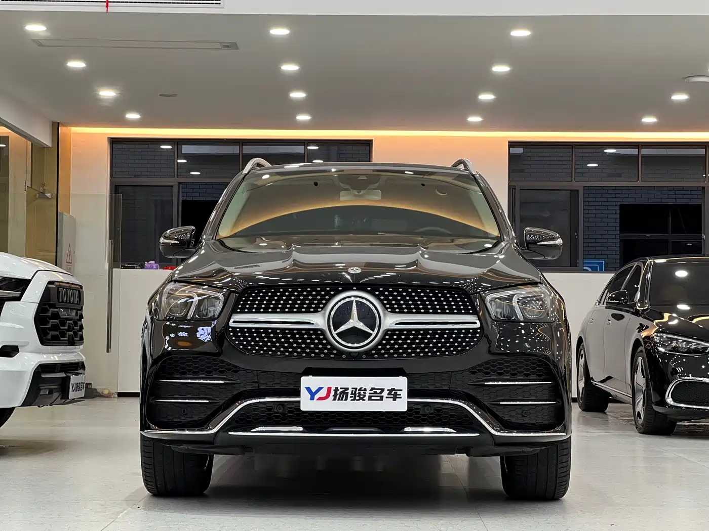 Mercedes-Benz GLE 2020 Facelift GLE 450 4MATIC Dynamic фото 2
