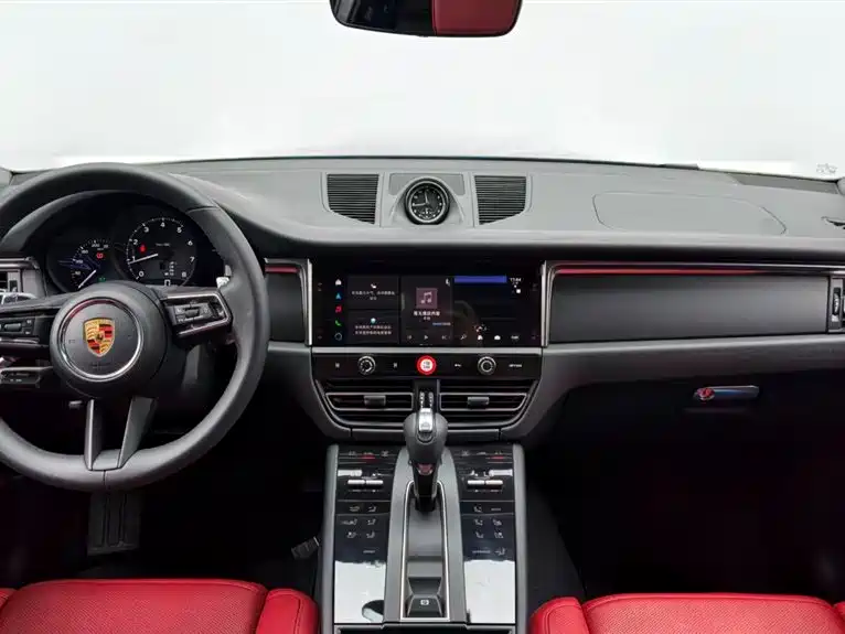 Porsche Macan 2024 Macan 2.0T фото 8