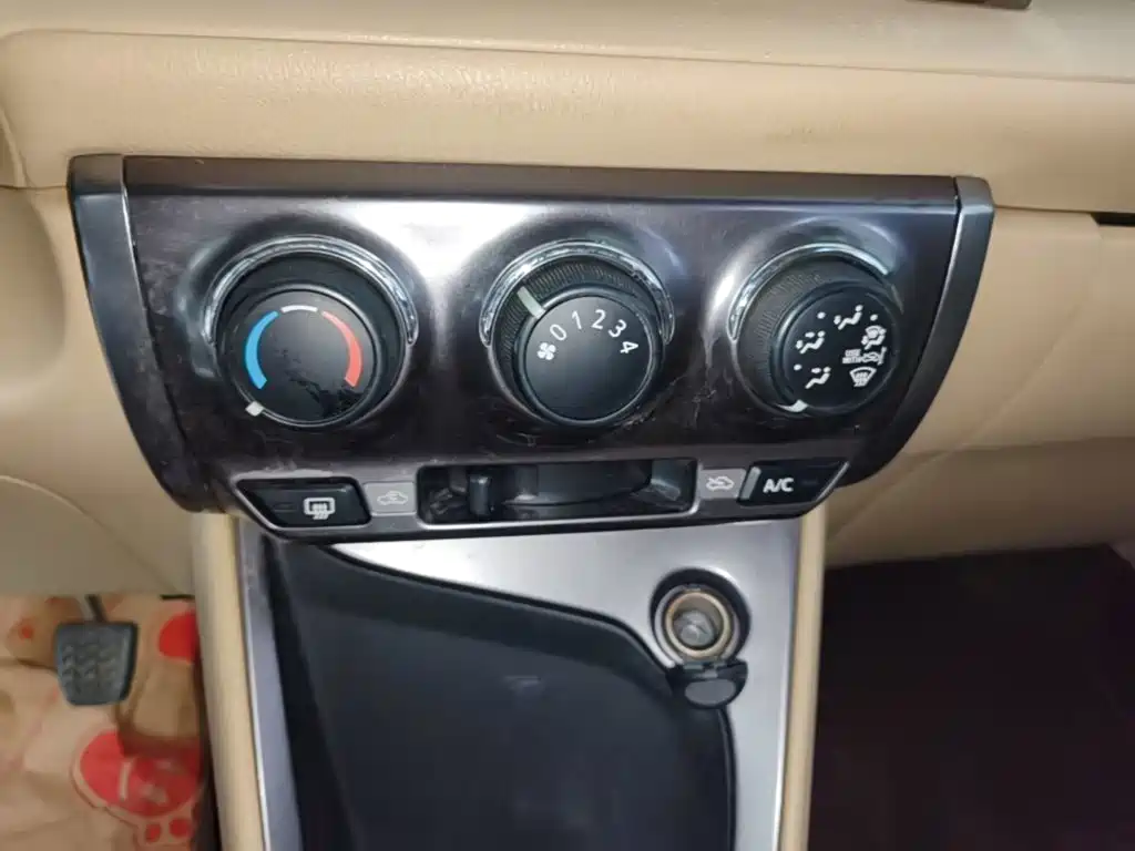 Photo 13 - Toyota YARiS L Zhi Xuan