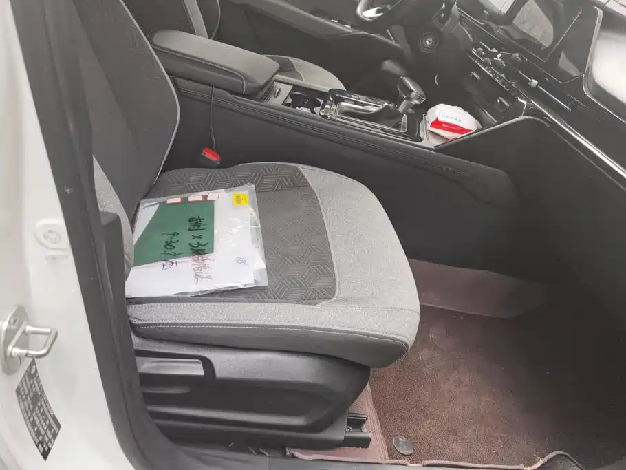 Baojun RC-6 2019 2019 1.5T CVT 24-hour Online Elite