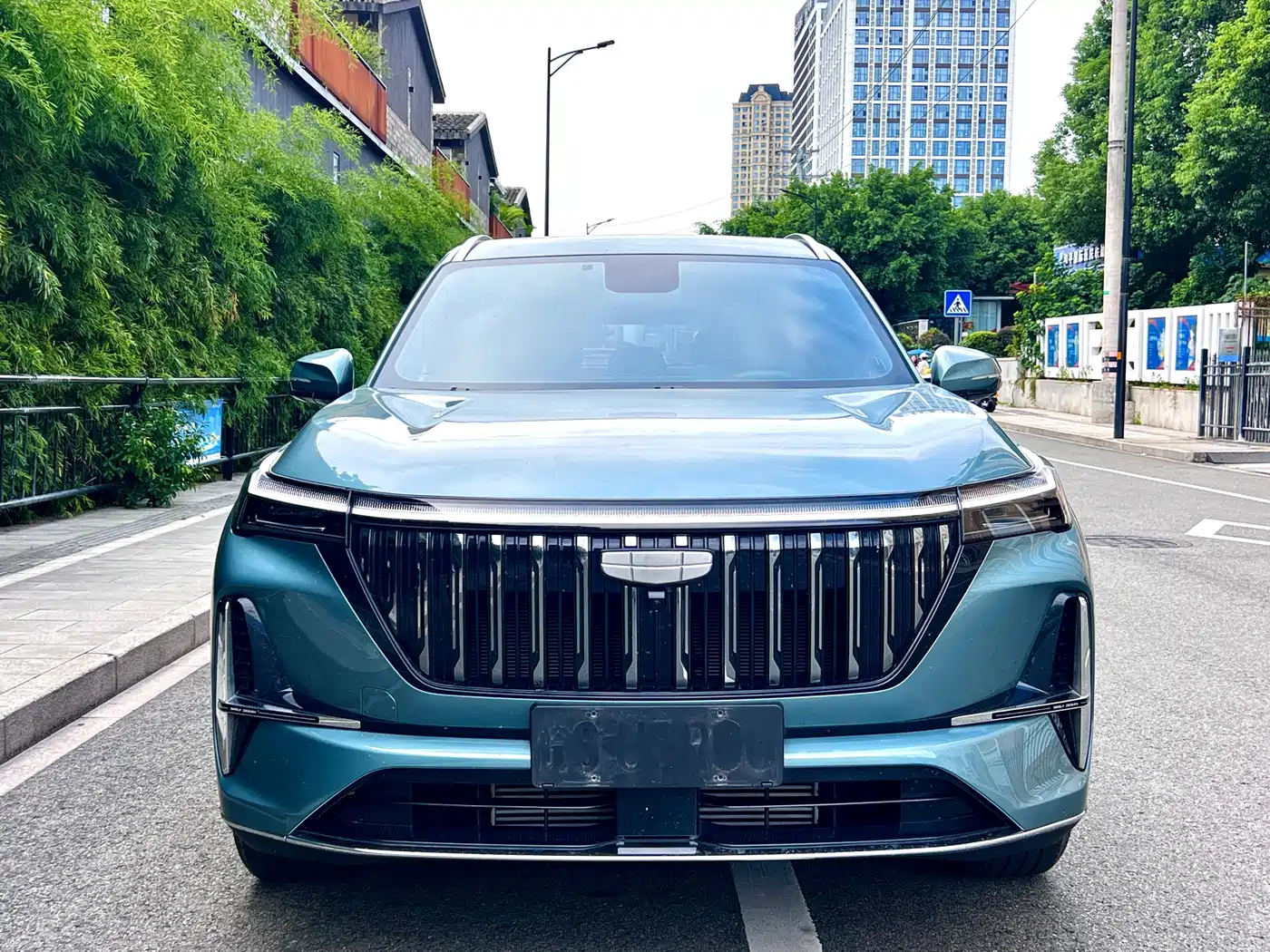 Фото 3 - Geely Boyue L
