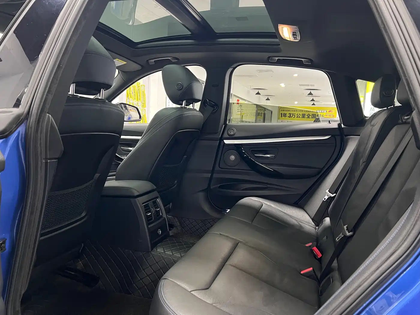 BMW 3 Series GT 2019 320i M Sport Black Night Edition фото 28