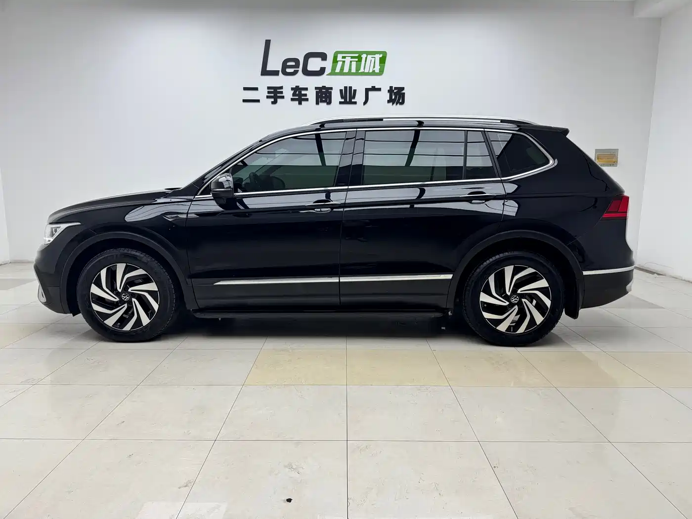 Volkswagen Tiguan L 2024 330TSI Automatic 2WD Intelligent Enjoyment Edition фото 10