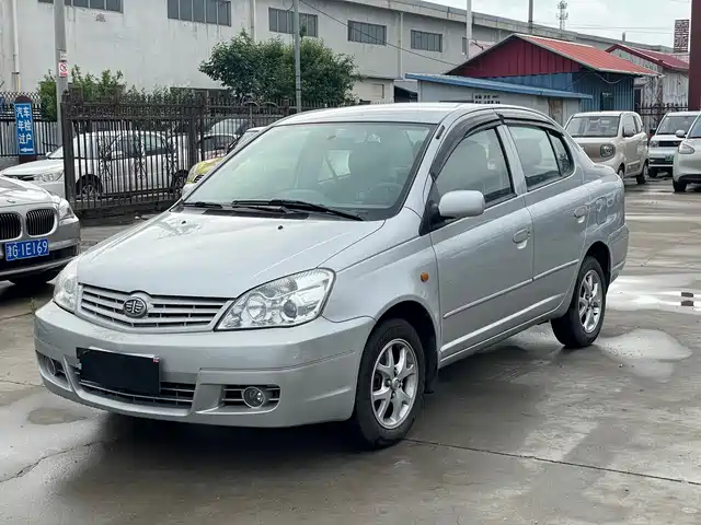 FAW Vela 2008 1.5L Manual Luxury