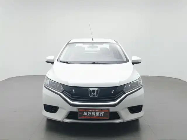 Honda Greiz 2016 1.5L CVT Classic Edition — фото 3